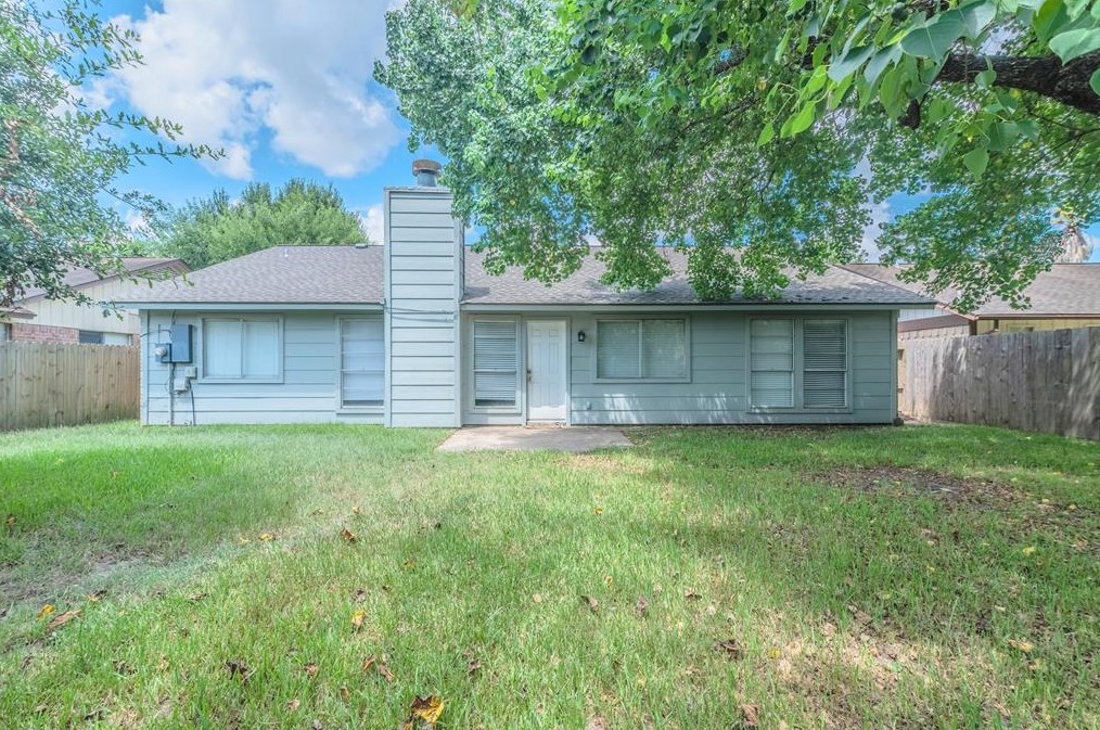 6722 Loch Bruceray Dr, Houston, TX 77084