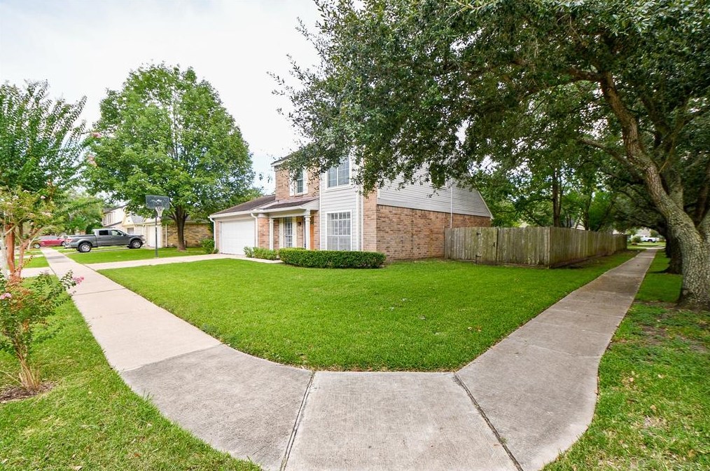 4402 Alamo Ave, Sugar Land, TX 77479