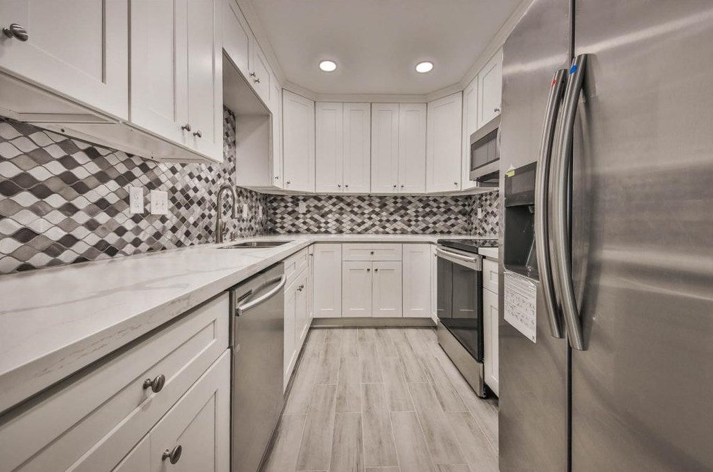 12633 Memorial Dr Apt 159, Houston, TX 77024