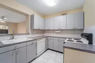 3300 Pebblebrook Dr, Seabrook, TX 77586 - Photo 6