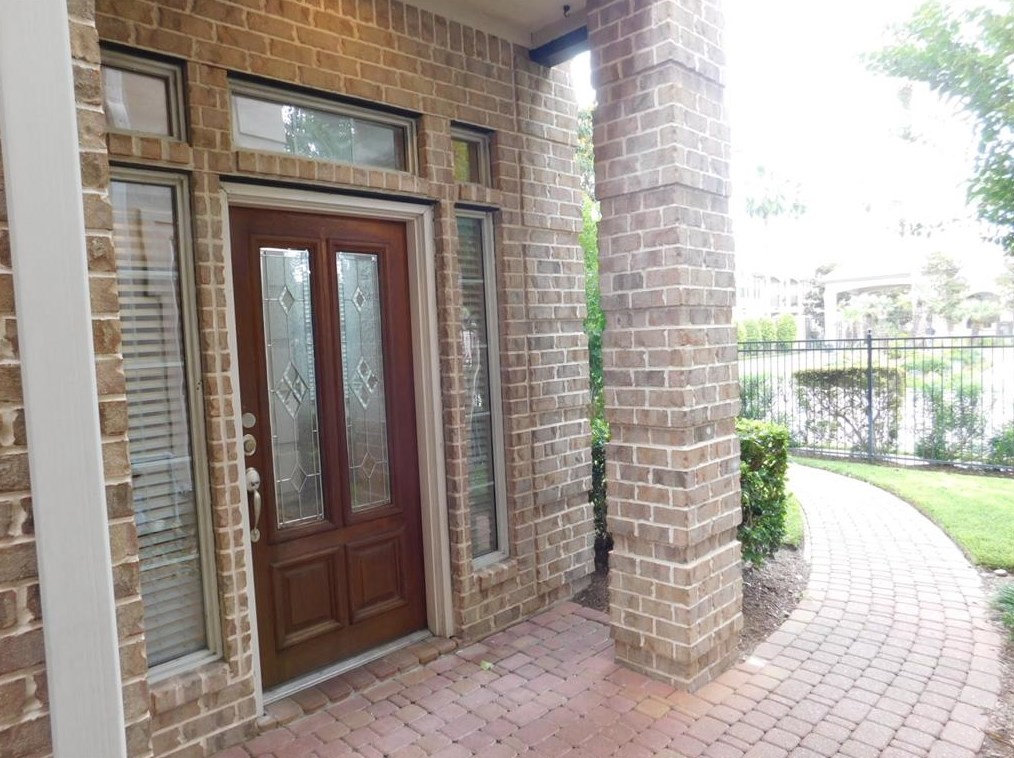 13611 Brookbluff Ln, Houston, TX 77077
