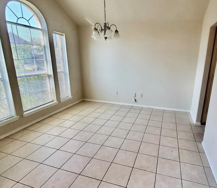 13818 Magnolia Lake Ln, Houston, TX 77083