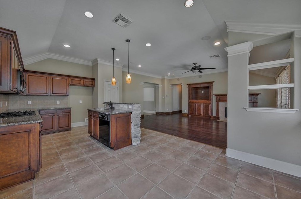 5503 Bentwood Elm St, Spring TX  77379-7060 exterior