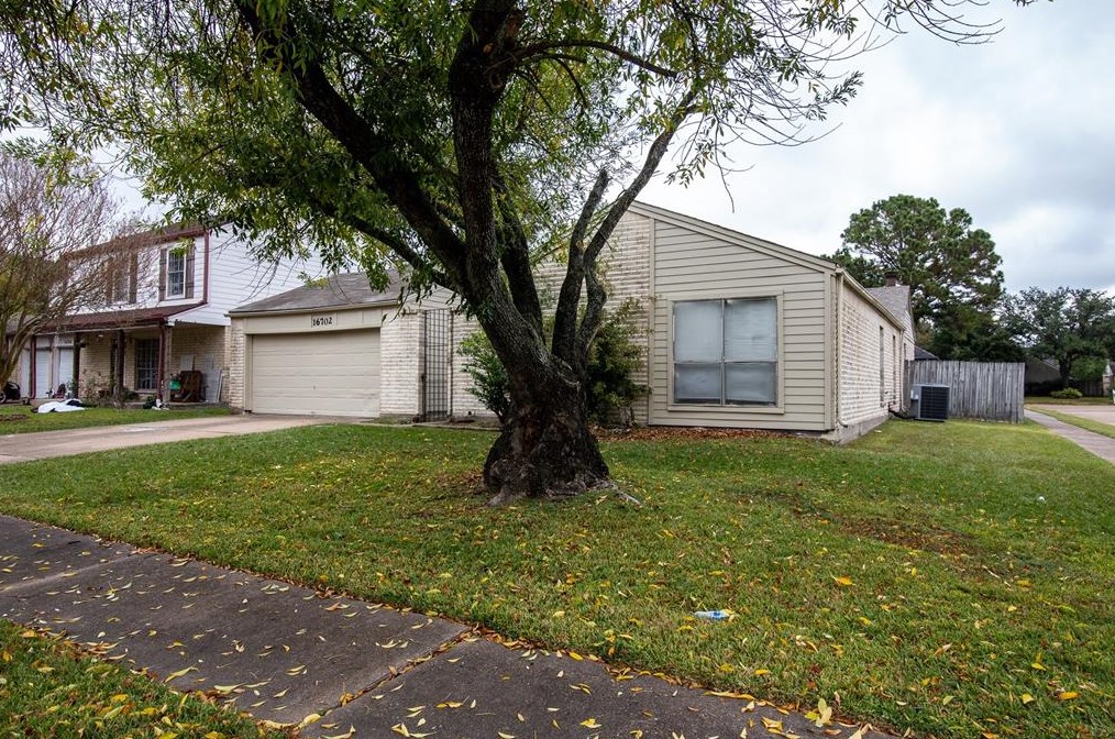 16702 Blairstone, Houston, TX 77084