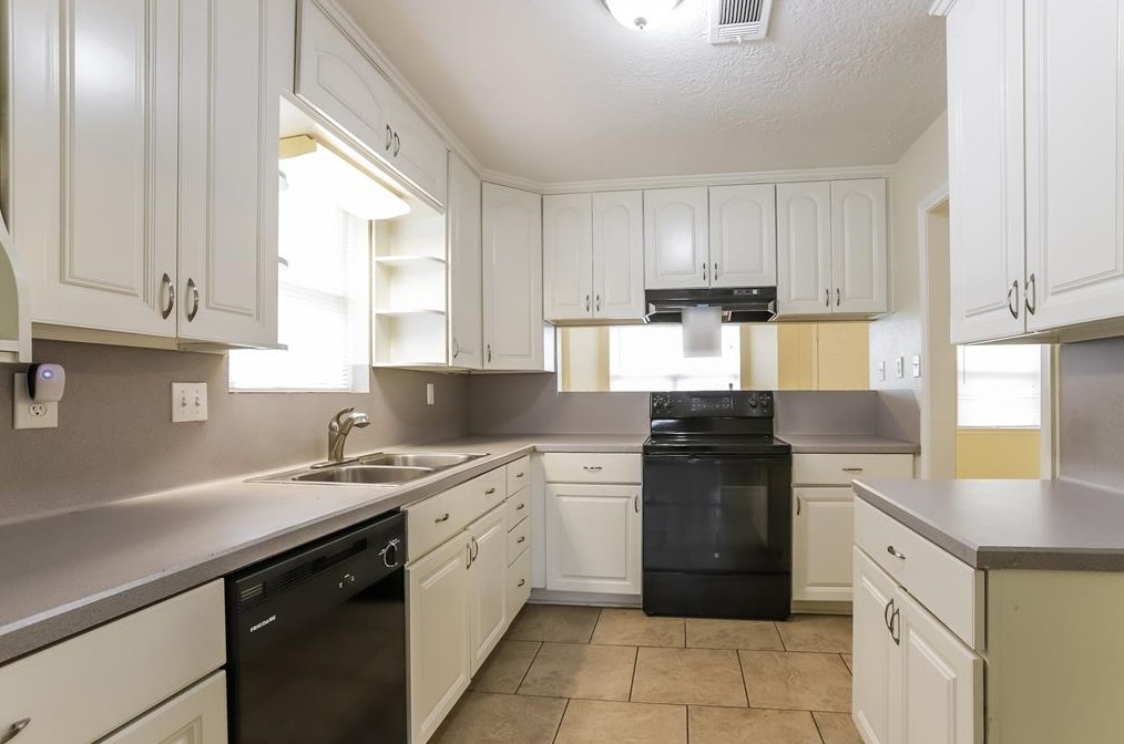 22507 Leafygate Dr, Spring TX  77373-8615 exterior