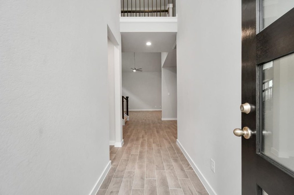 15527 Fall Fern Cir, Houston TX  77044-6199 exterior
