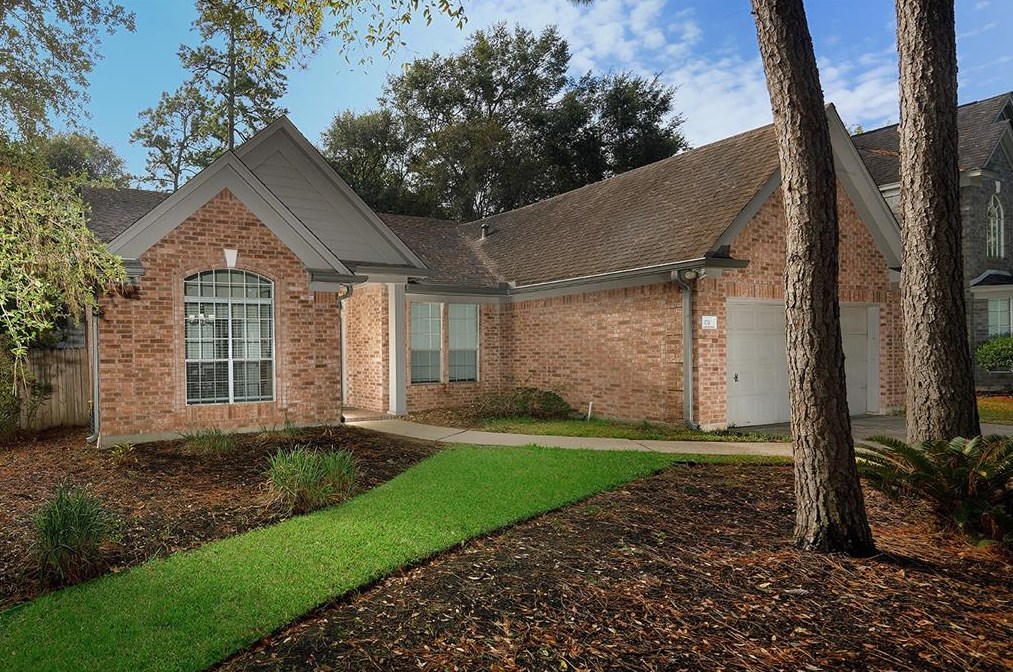 174 S Winterport Cir, Spring, TX 77382