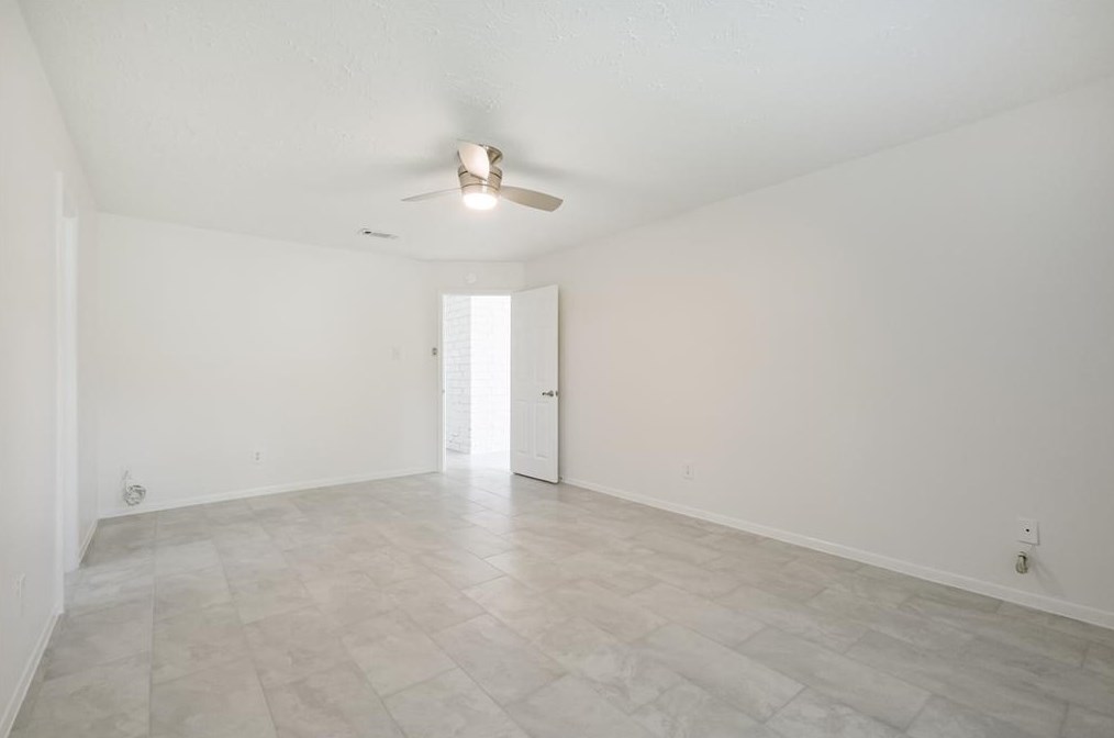 3018 Frontier Dr, Sugar Land TX  77479-1635 exterior