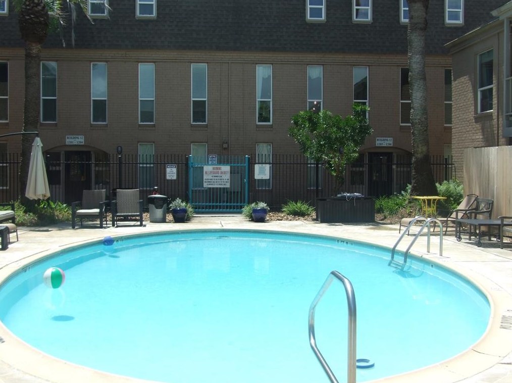 215 Post Office St Apt 1002, Galveston, TX 77550