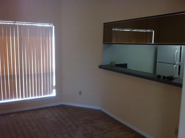 10144 Waterstone Dr, Houston TX  77042-5832 exterior