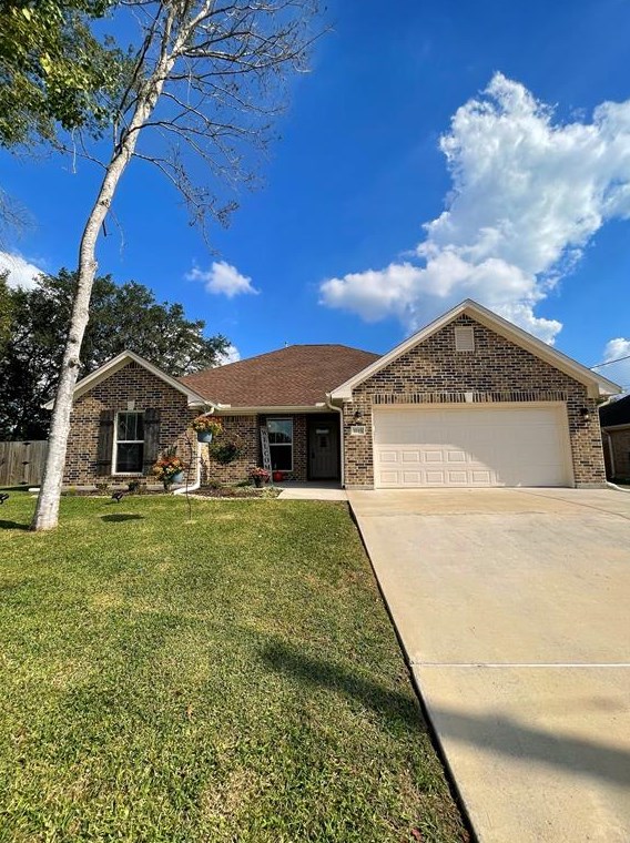 2115 Willowglen Dr, Beaumont, TX 77707-4643