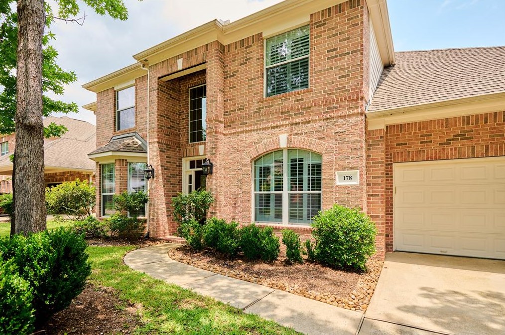 178 Hazelcrest Cir, Spring, TX 77382-2516