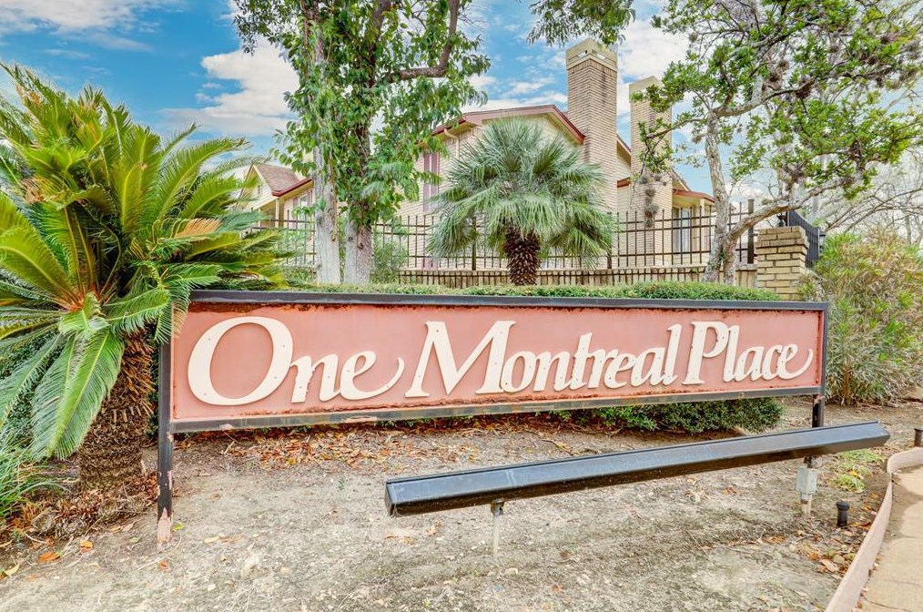 2120 El Paseo St, Houston TX 77054-3211 exterior