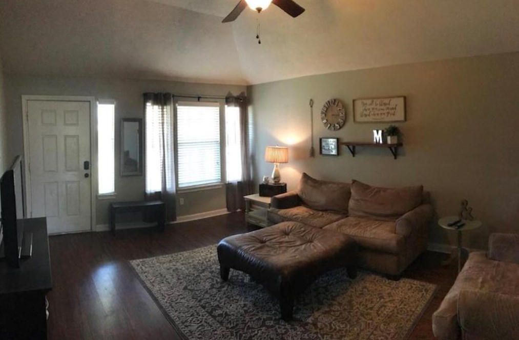 1045 Windmeadows Dr, College Station, TX 77845