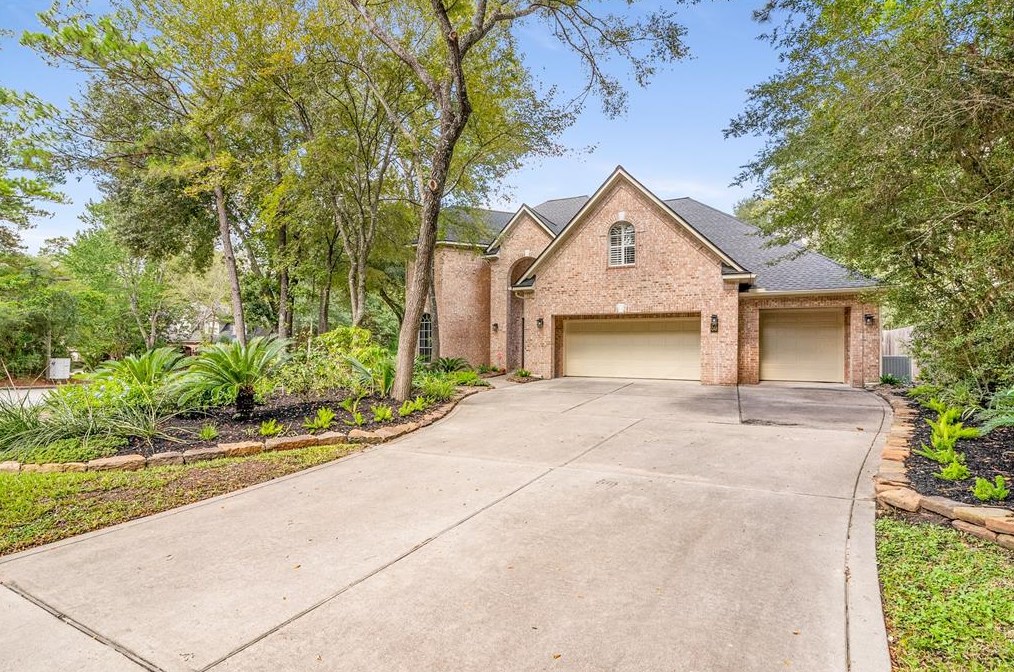 59 Glentrace Cir, Spring, TX 77382