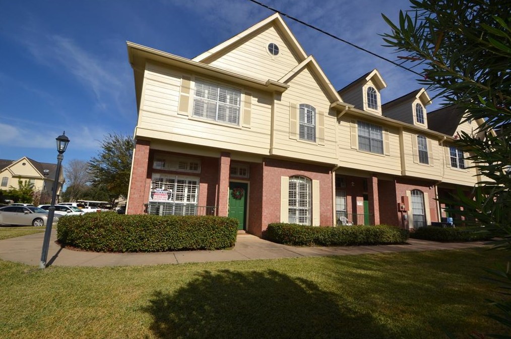 2710 Grants Lake Blvd #j10, Sugar Land, TX 77479