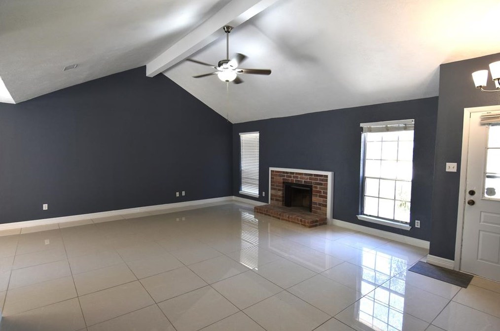 2406 Old Fort Rd, Sugar Land, TX 77479