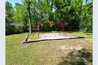 106 Jordan Avenue, Cleveland, TX 77327 - Photo 38