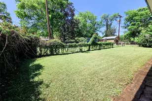 106 Jordan Ave, Cleveland, TX 77327 - Photo 32