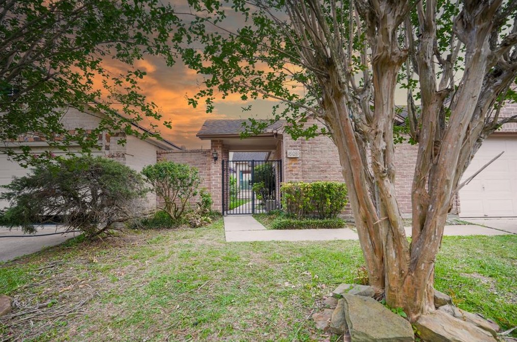 16039 Hidden Acres Dr, Houston, TX 77084