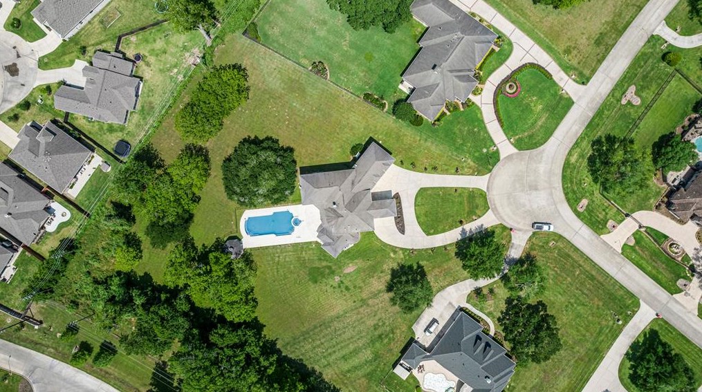 32731 Westminster Dr, Fulshear TX 77441-4098 exterior