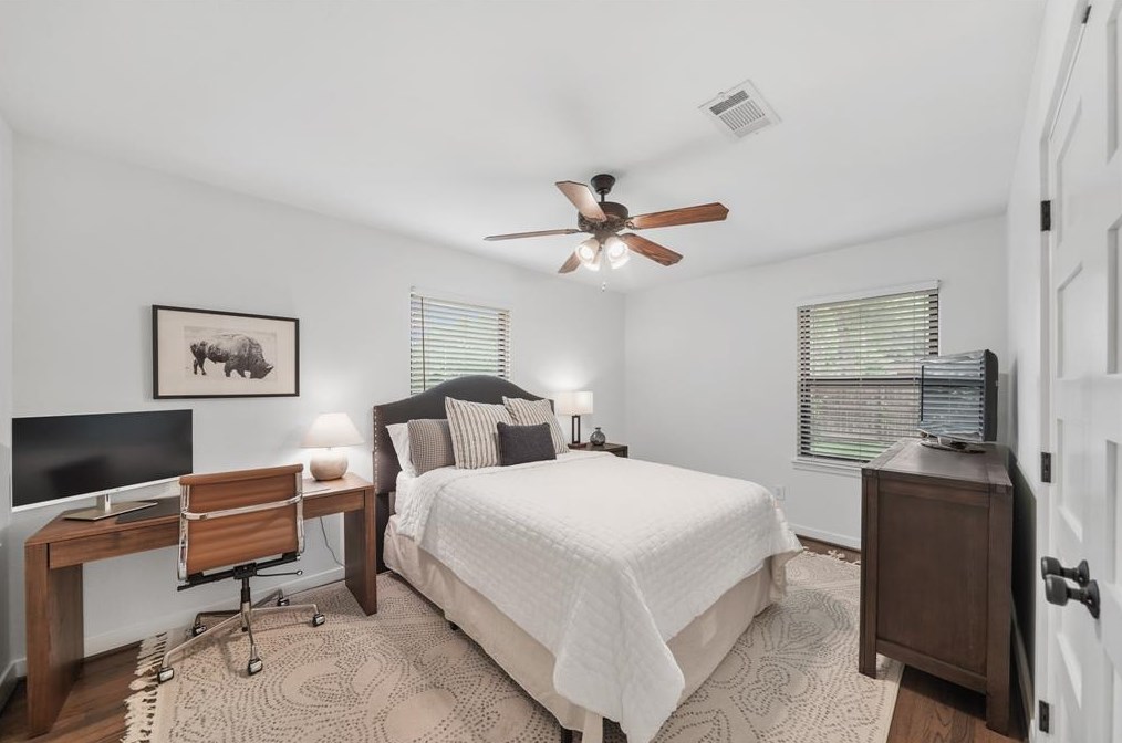 2203 Saxon, Houston TX  77092-5140 exterior