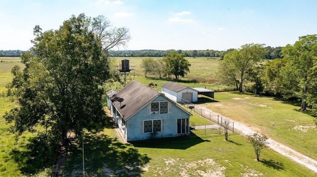 908 Stroker Rd, Crosby, TX 77532-3803