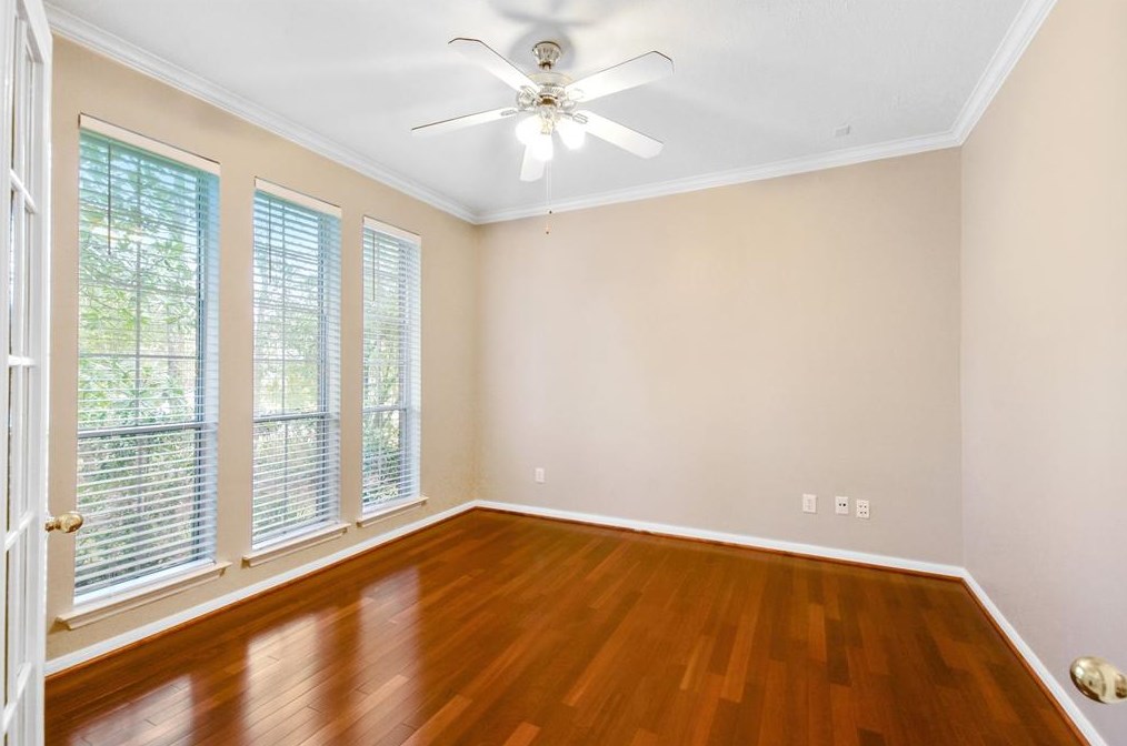 18 Opaline Pl, Spring TX  77382-5739 exterior