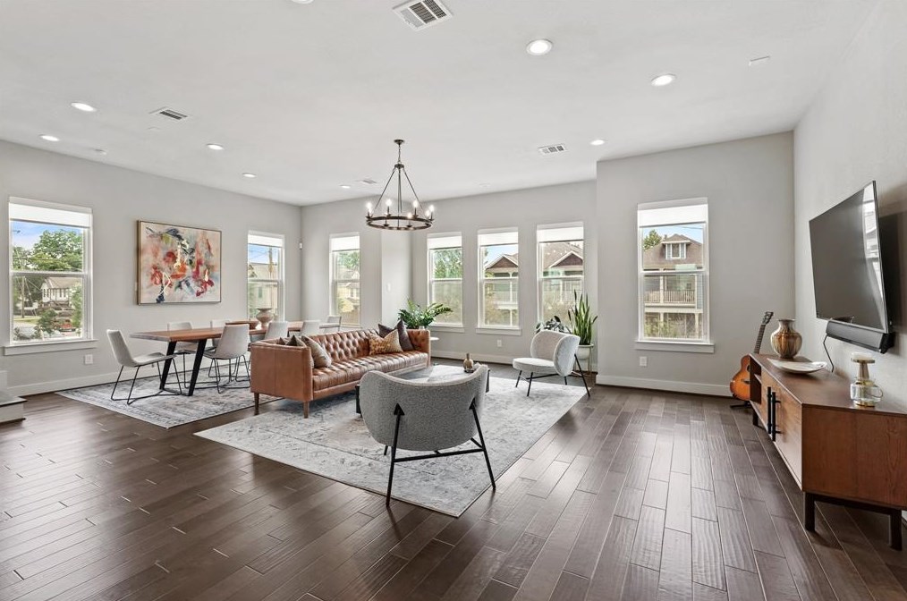 2417 Rutland St, Houston, TX 77008