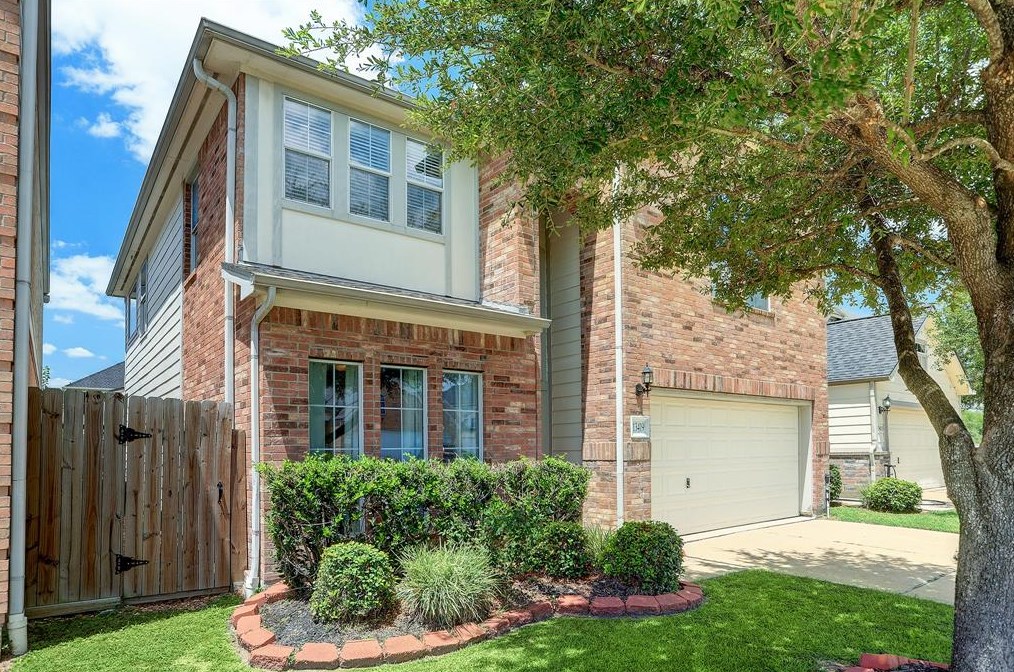 13419 Babbitt Ct, Houston, TX 77034-2174