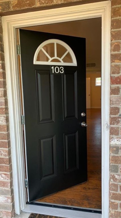 6410 Del Monte Dr #103, Houston, TX 77057