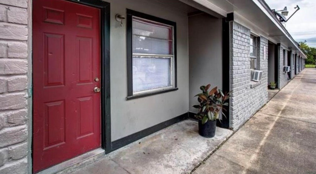 4515 Oxford St #9, Houston, TX 77022