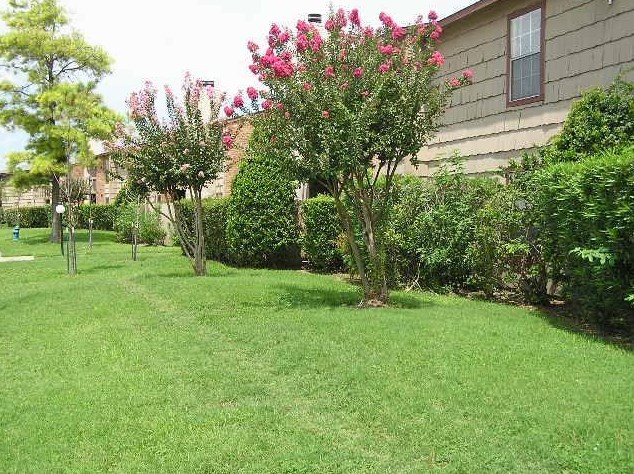 9101 Country Creek Dr Apt 406, Houston, TX 77036