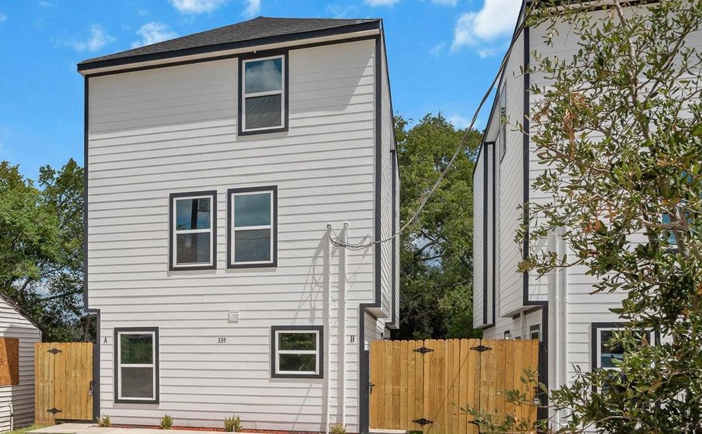 335 Connecticut St, Houston TX  77029-4710 exterior