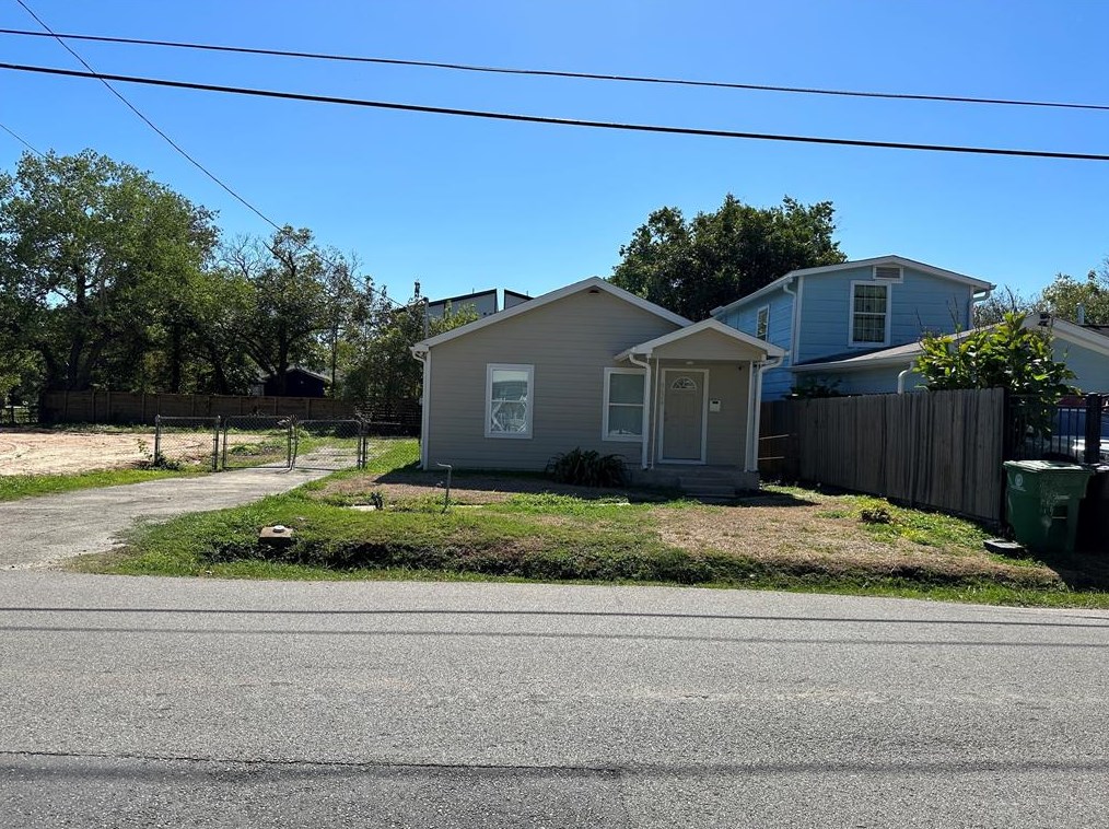 3626 Lydia St, Houston TX  77021-6121 exterior