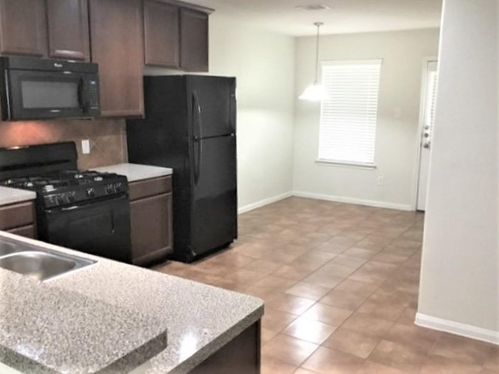 21207 Clover Crest Dr, Houston, TX 77095