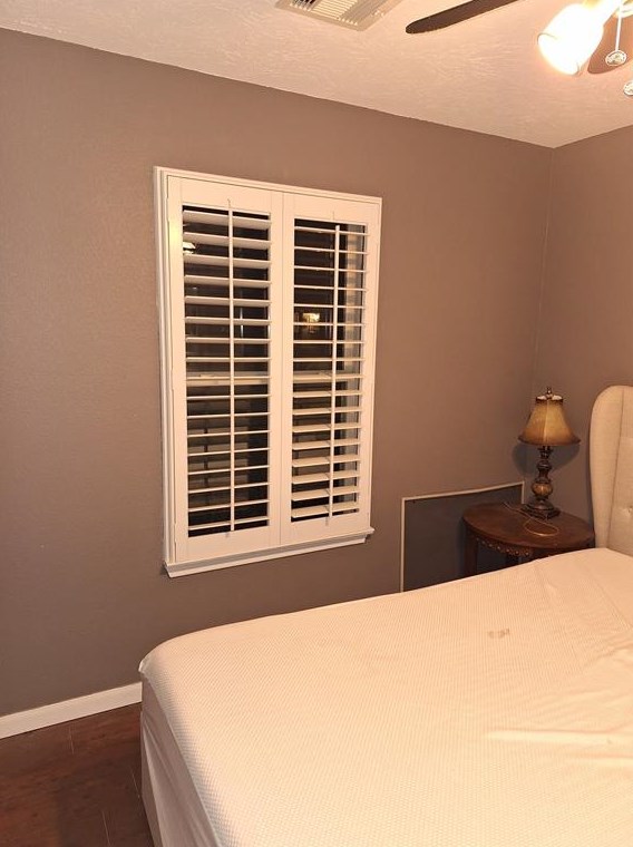 2519 Skyview Point Dr, Houston TX  77047-8119 exterior