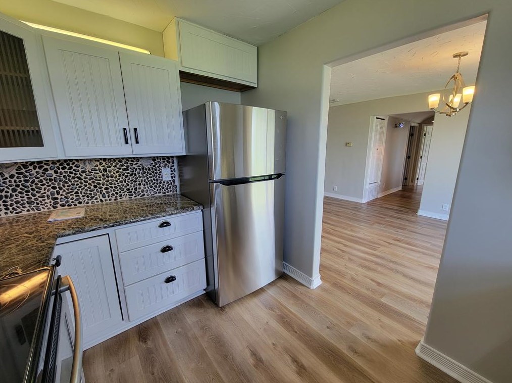 709 Gale St #14, Taylor Lake Village, TX 77586