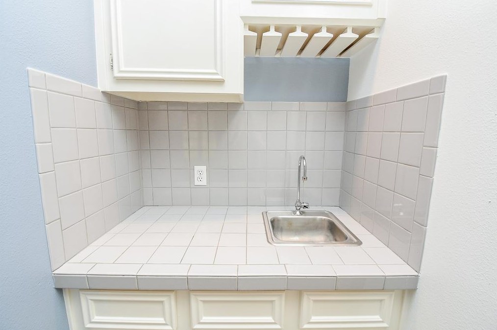 16210 Lakestone Dr, Tomball TX  77377-8551 exterior