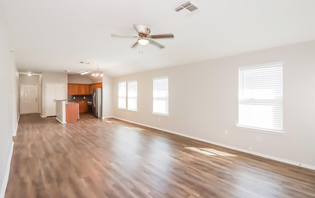3519 Apache Meadows Dr, Baytown TX  77521-4772 exterior