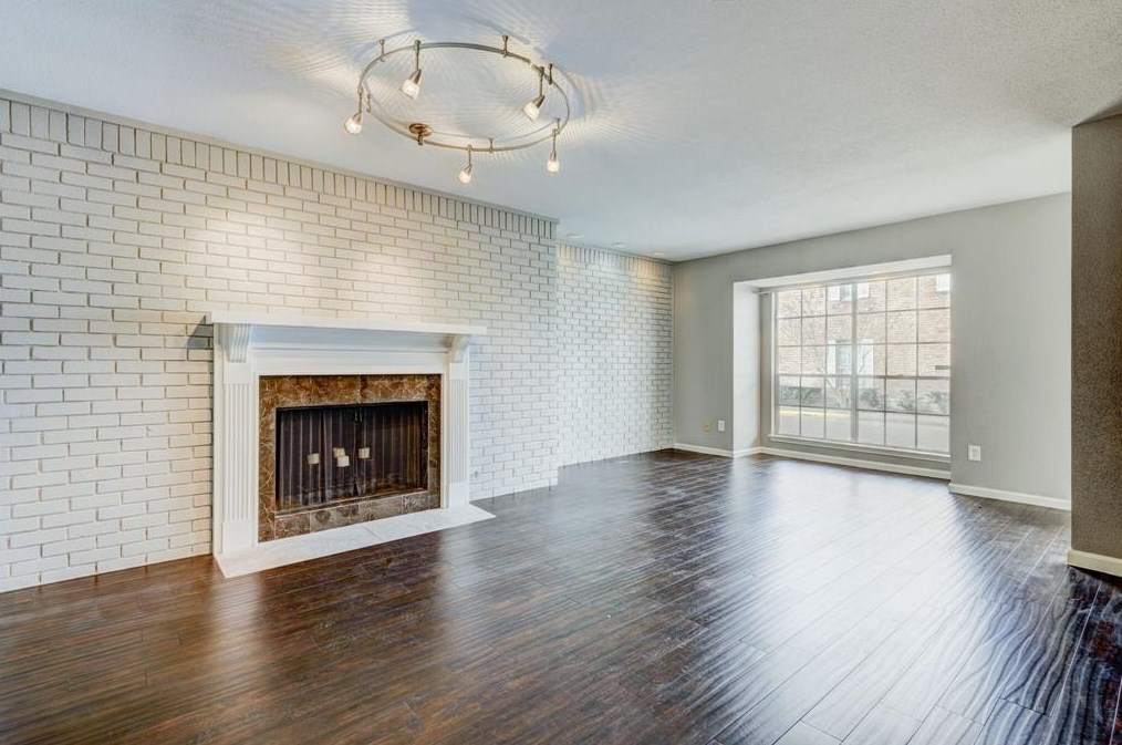 6444 Burgoyne Rd, Houston, TX 77057-4006