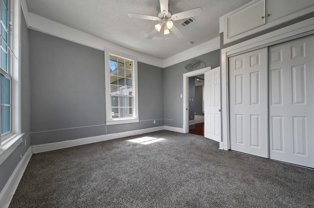 106 Drennan St, Houston TX  77003-2601 exterior