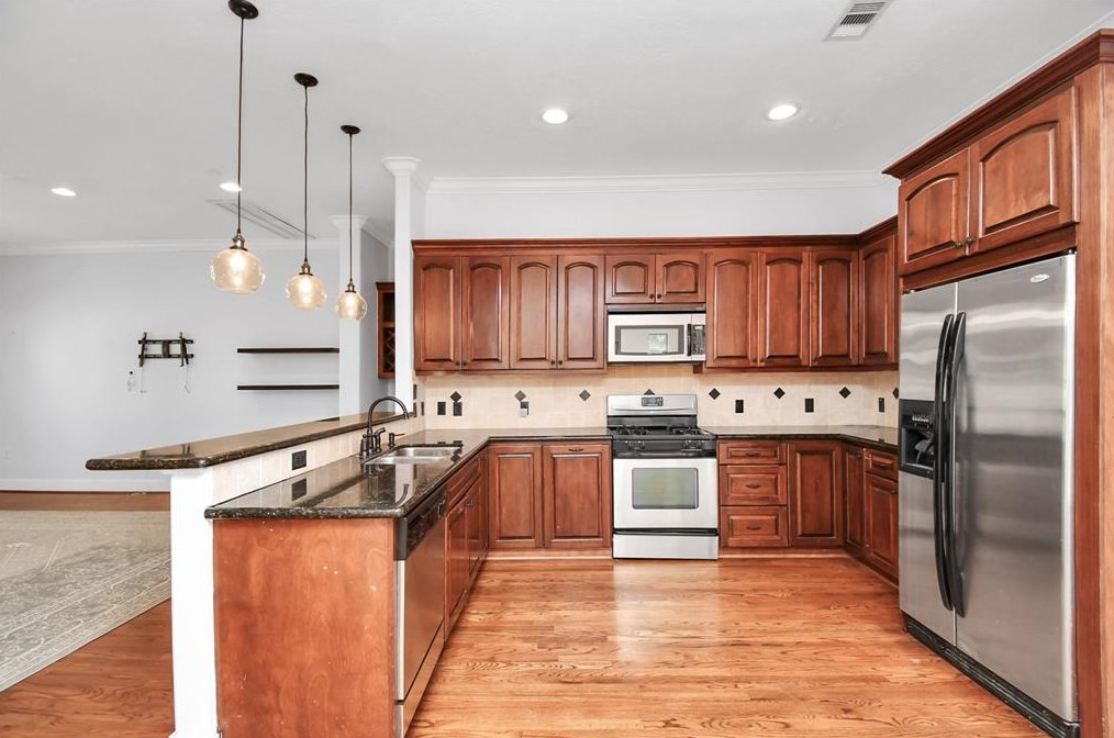 925 21 St, Houston TX  77008-3514 exterior