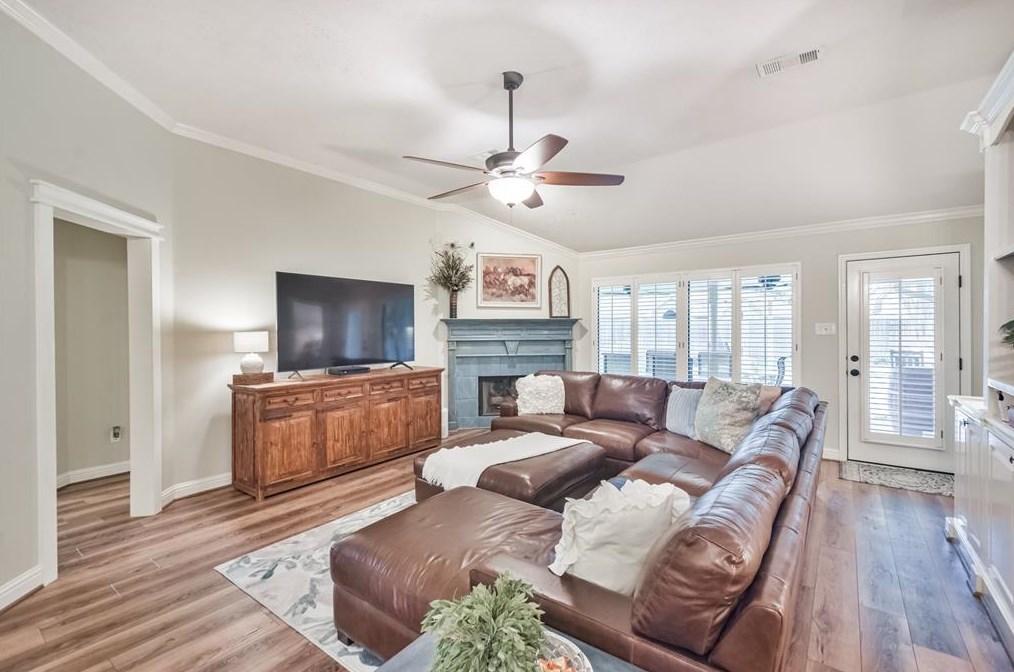 11706 Cyn Mist Ln, Tomball TX  77377-7674 exterior