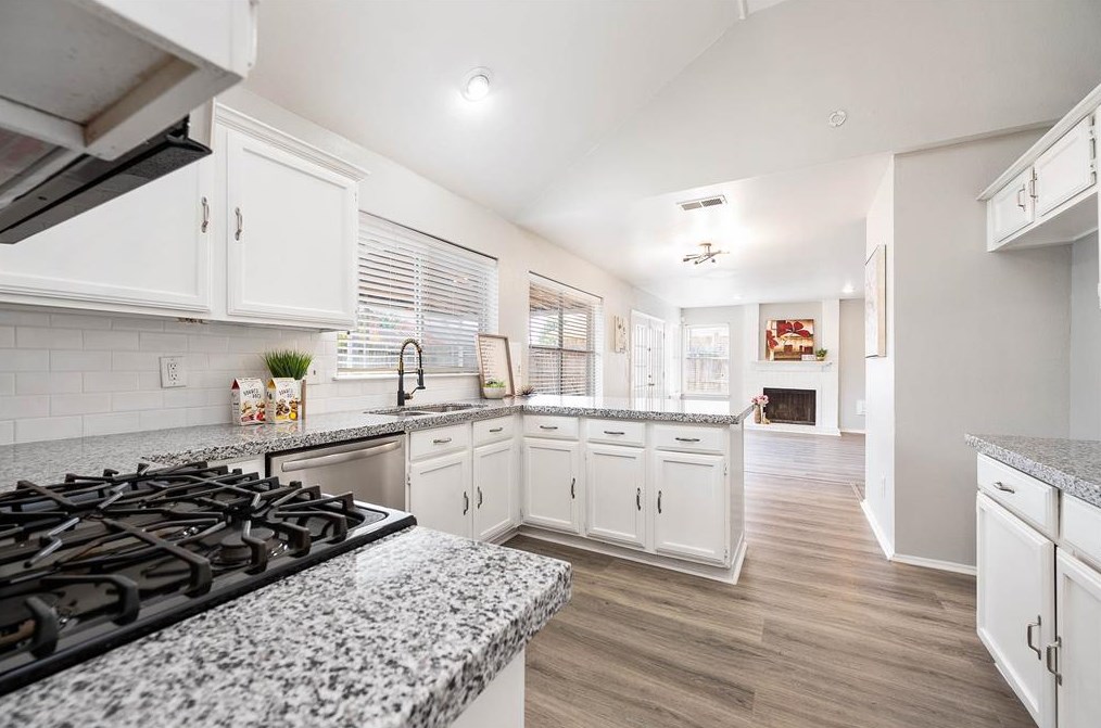 10615 Trading Post Dr, Houston TX  77064-7042 exterior