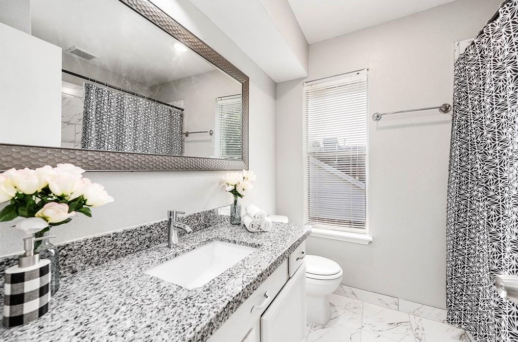 10615 Trading Post Dr, Houston TX  77064-7042 exterior