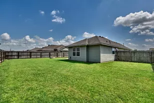 808 Mockingbird St, Navasota, TX 77868 - Photo 24