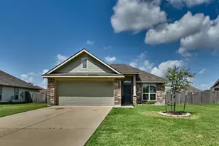 808 Mockingbird St, Navasota, TX 77868 - Photo 1