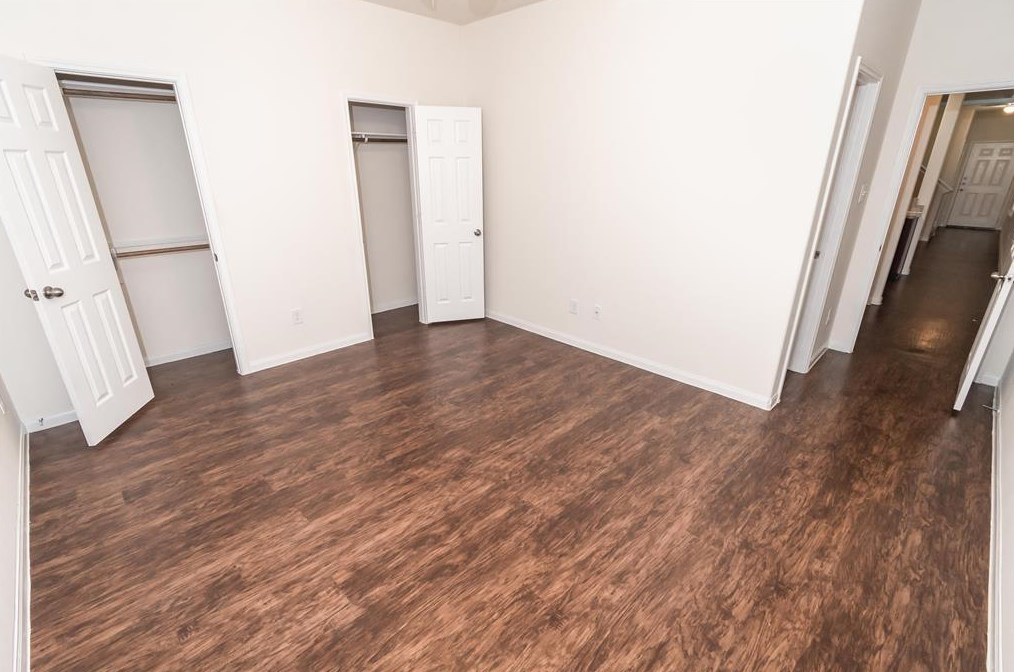 5555 Plantation Forest Dr, Katy TX  77449-1559 exterior