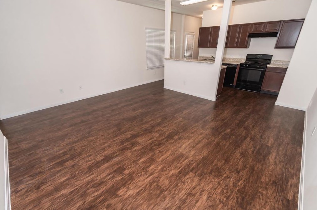 5555 Plantation Forest Dr, Katy TX  77449-1559 exterior